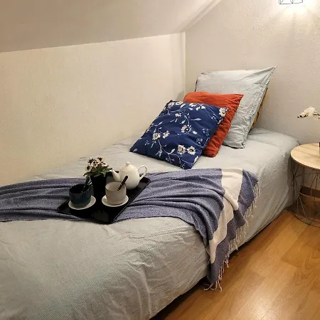 L'esquiros, Studio, Centre Luchon, Casier à Skis, Wifi, Ascenseur, 3 Personnes